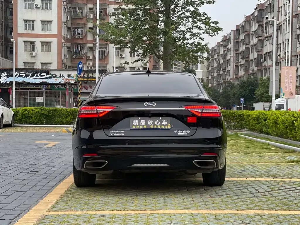 Ford Taurus 2022 из CN, фото 5