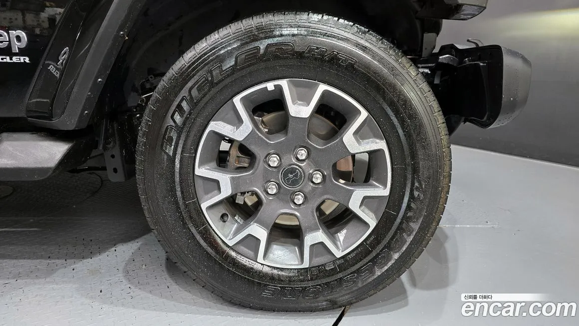 Jeep Wrangler 2024 из KR, фото 5