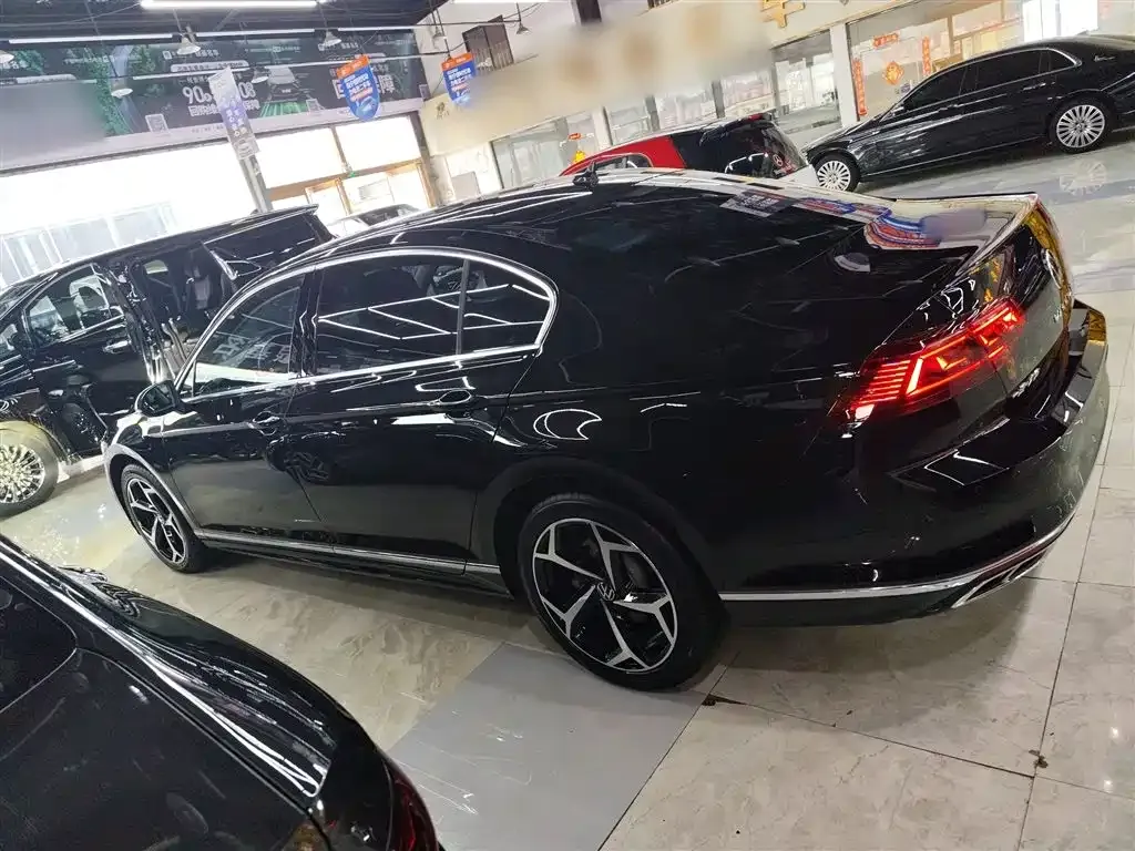 Volkswagen Magotan 2024 из CN, фото 5