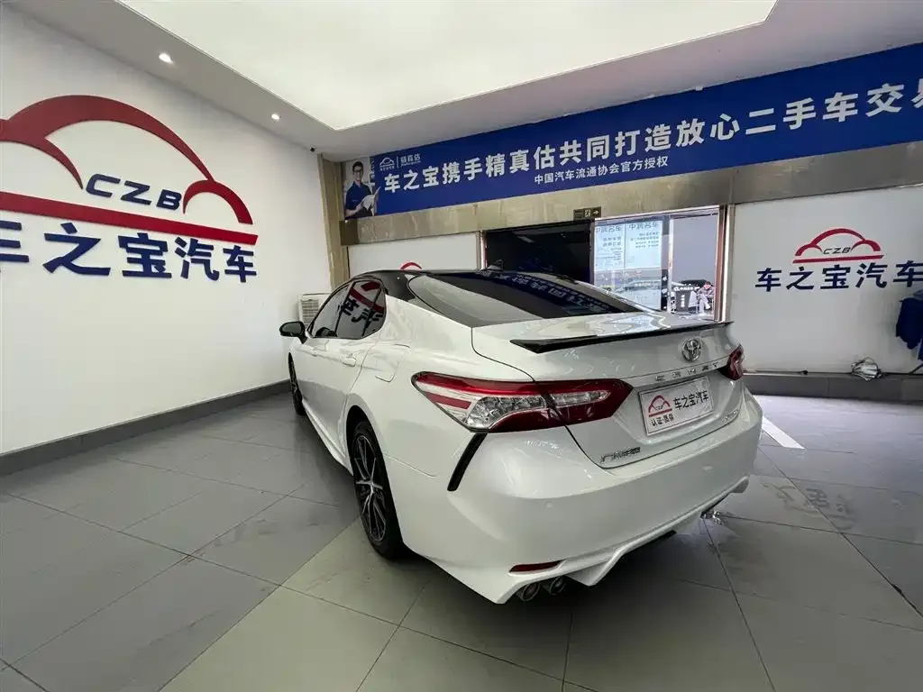 Toyota Camry 2021 из CN, фото 7