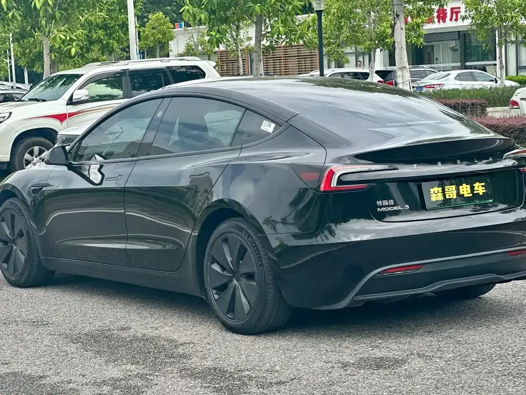 Tesla Model 3 2024 из CN, фото 6
