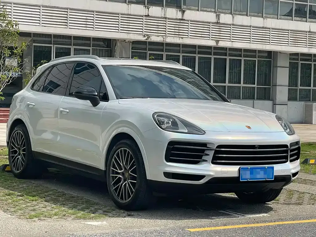 Porsche Cayenne 2023 из CN, фото 3