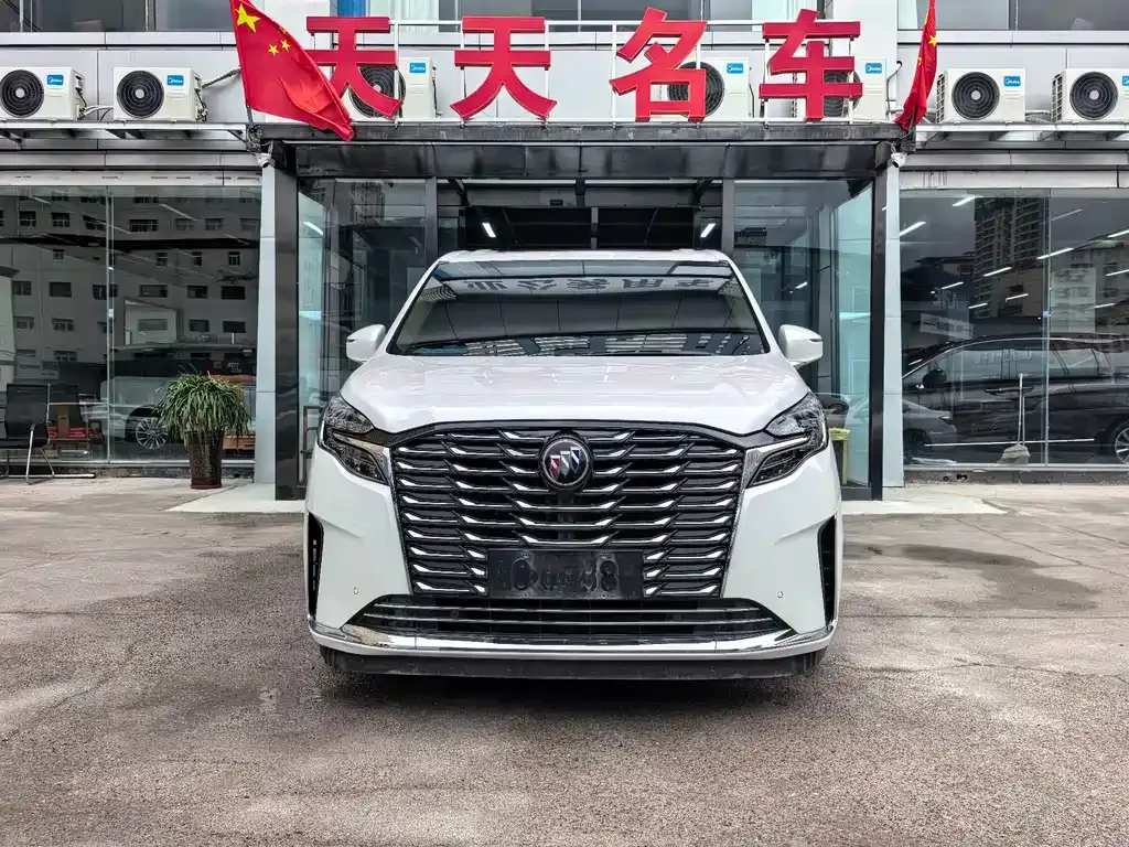 Buick GL8 2022 из CN, фото 2