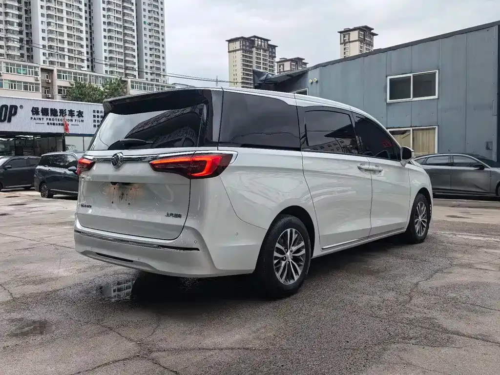 Buick GL8 2022 из CN, фото 5