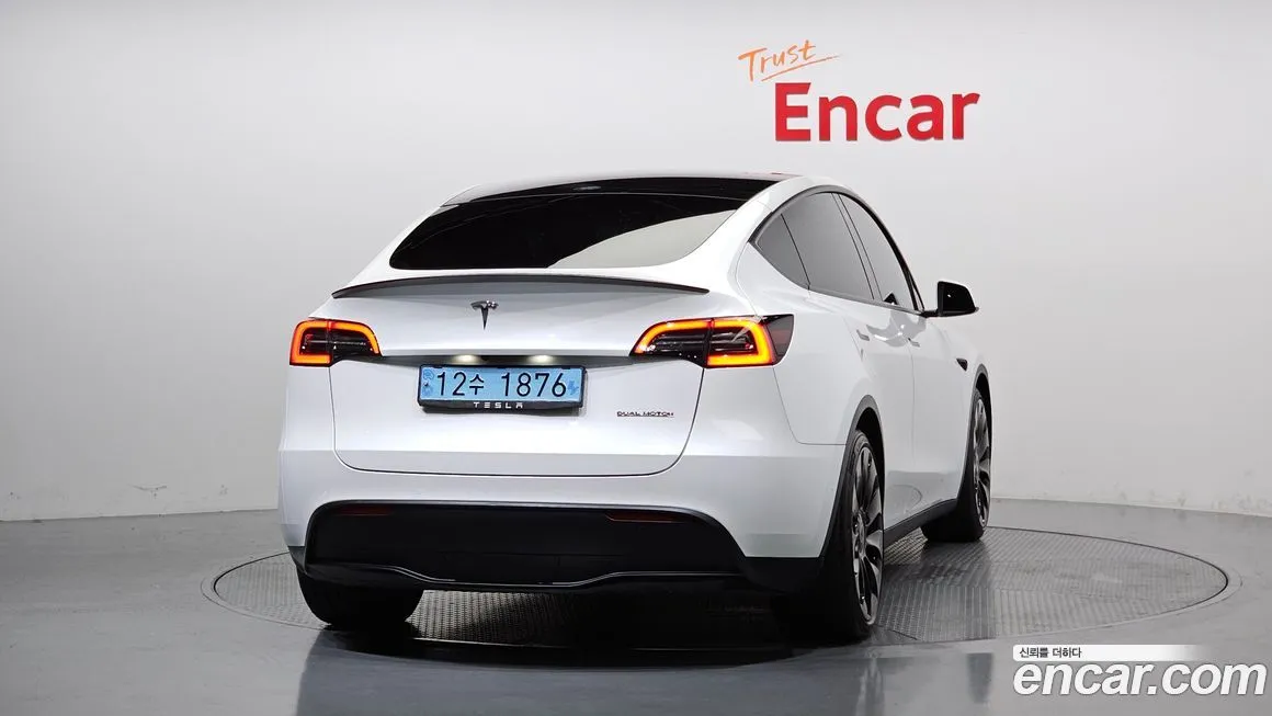 Tesla Model Y 2021 из KR, фото 4