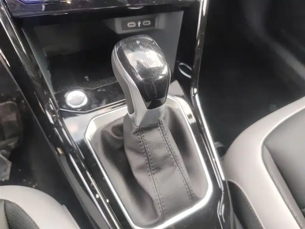 Volkswagen T-Roc 2025 из CN, фото 7