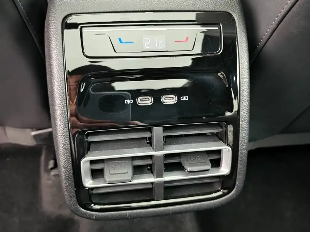 Volkswagen Tiguan L 2024 из CN, фото 9