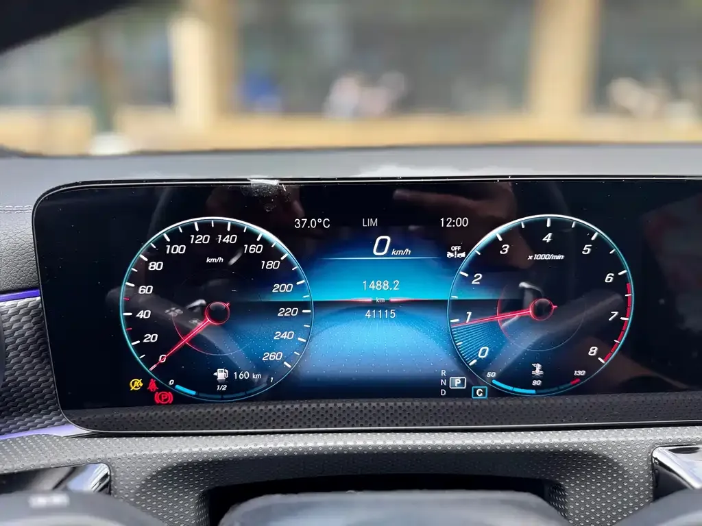Mercedes-Benz A-Class 2023 из CN, фото 10