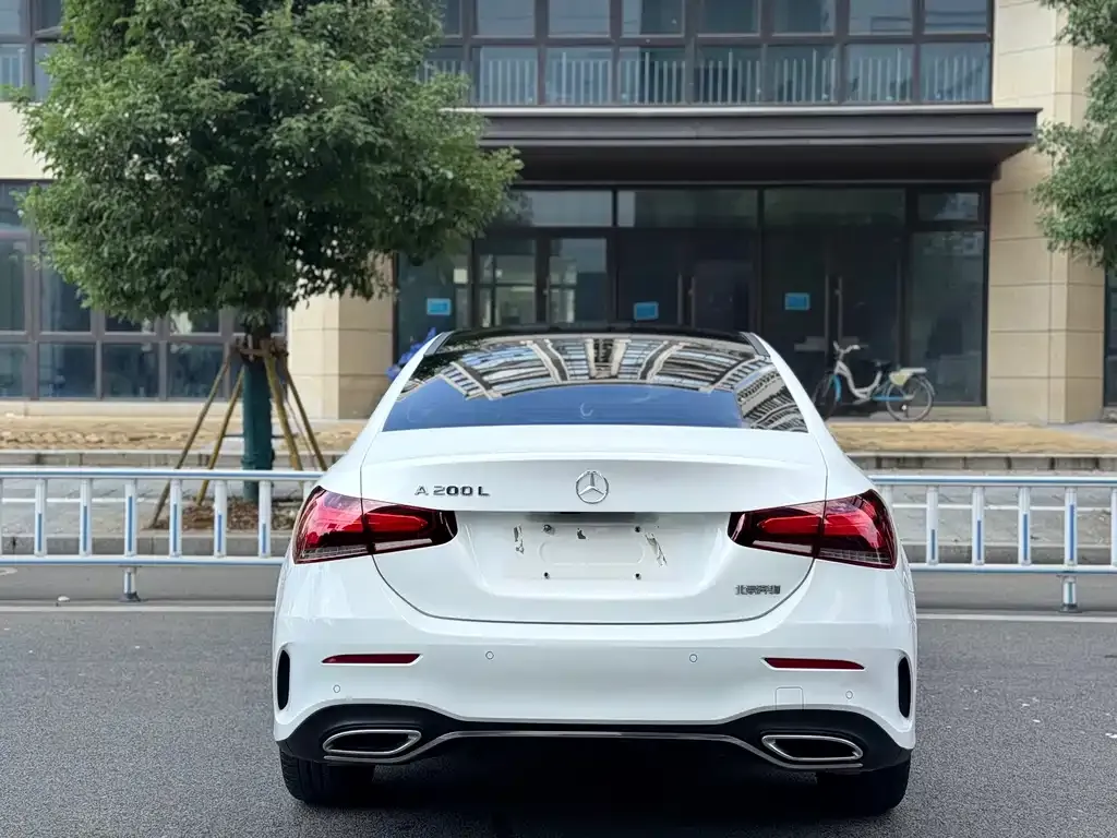 Mercedes-Benz A-Class 2023 из CN, фото 4