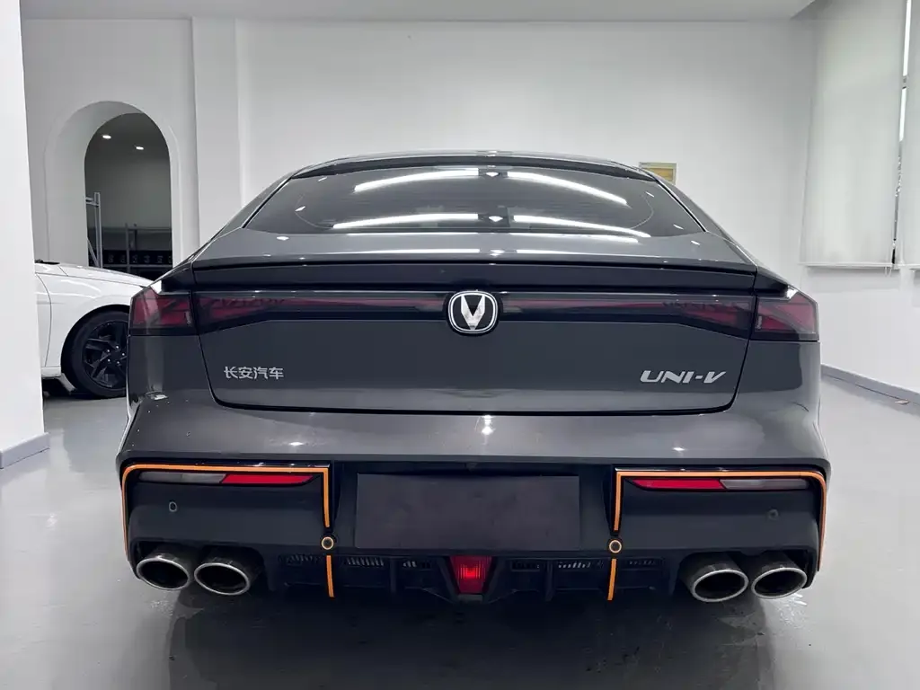 Changan UNI-V 2022 из CN, фото 4