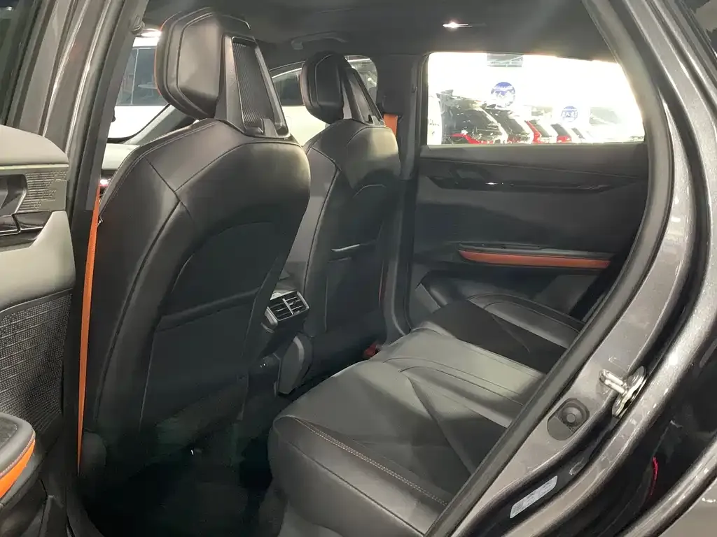 Changan UNI-V 2023 из CN, фото 8