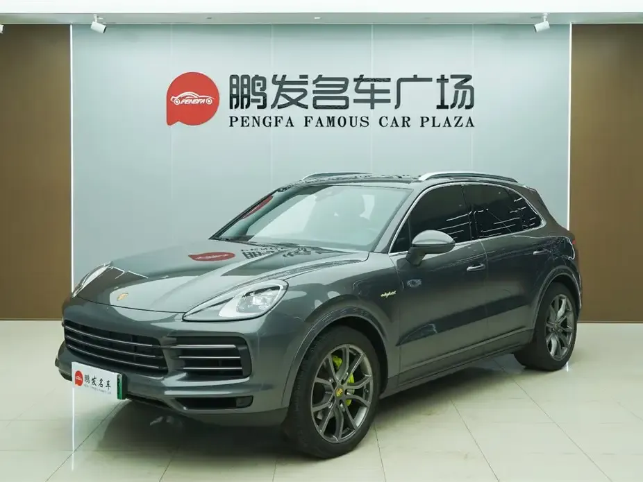 Porsche Cayenne Hybrid 2023 из CN, фото 1