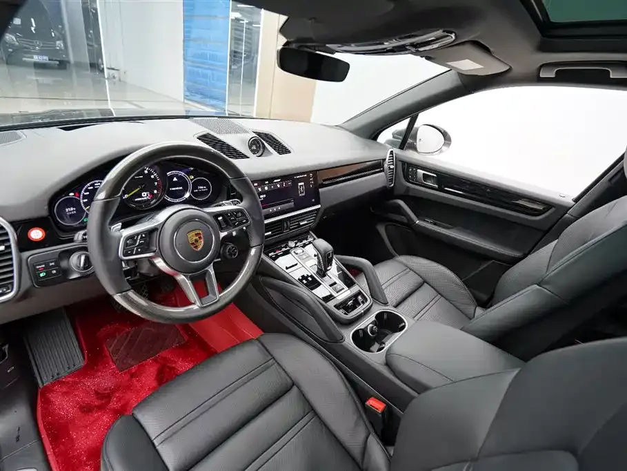 Porsche Cayenne Hybrid 2023 из CN, фото 3