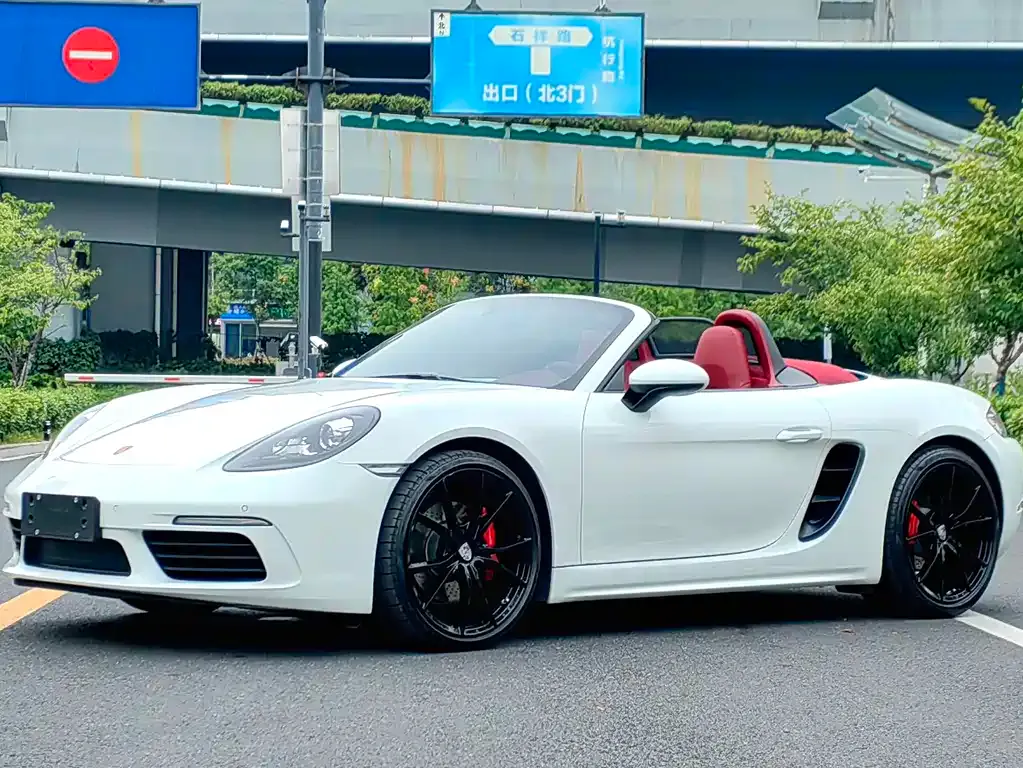 Porsche 718 — фото 1