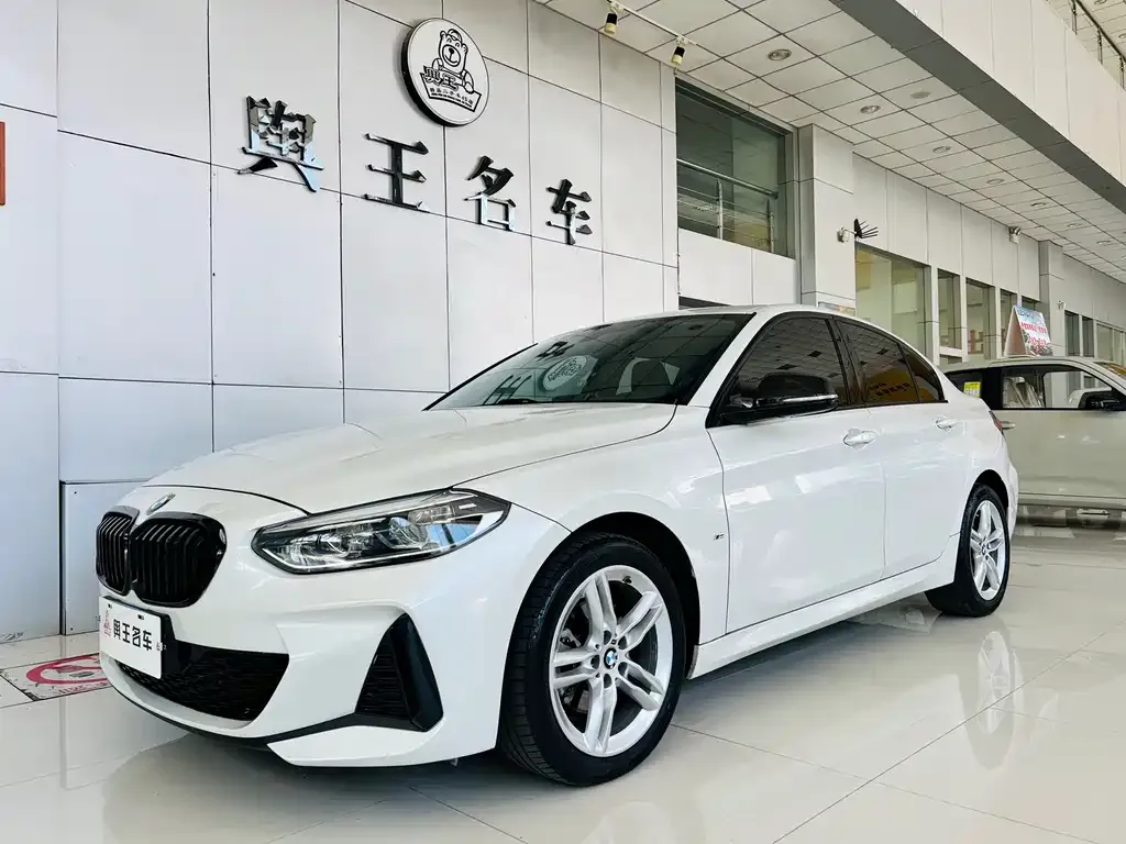 BMW 1 Series — фото 1
