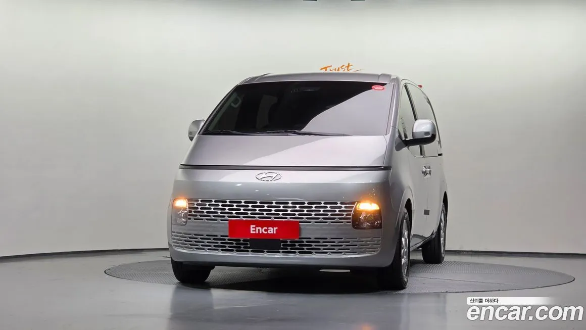 Hyundai Staria — фото 3
