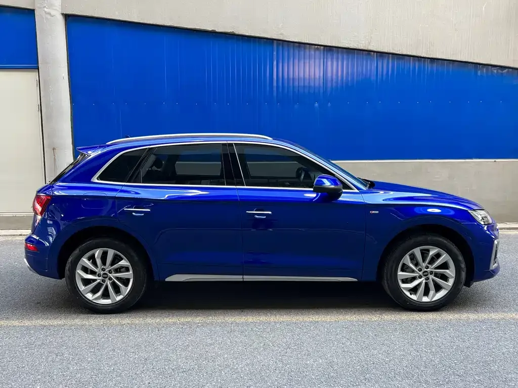 Audi Q5L 2022 из CN, фото 4