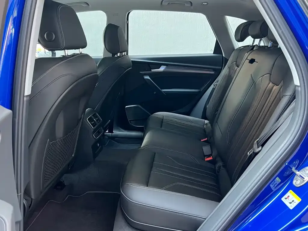 Audi Q5L 2022 из CN, фото 8