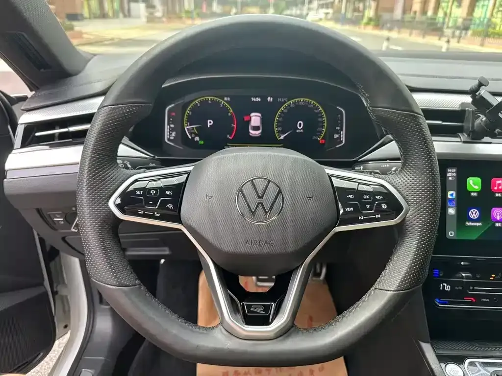 Volkswagen CC 2023 из CN, фото 9