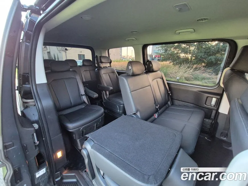 Hyundai Staria 2025 из KR, фото 10