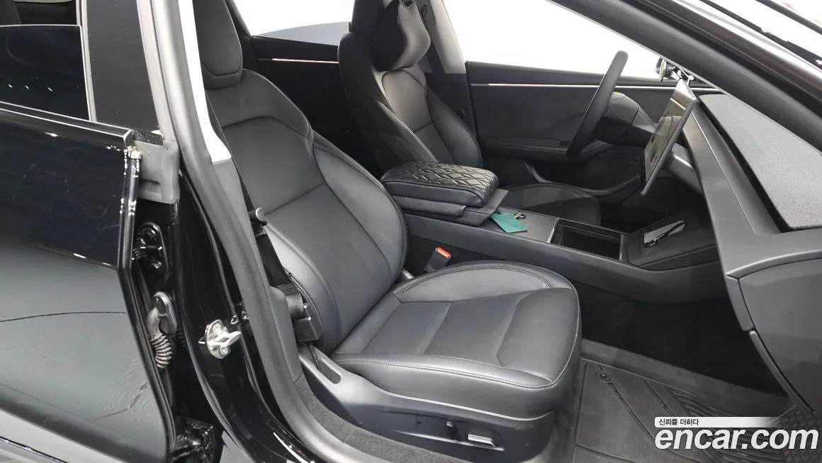 Tesla Model 3 2024 из KR, фото 10