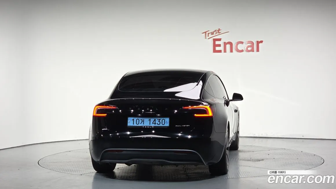 Tesla Model 3 2024 из KR, фото 4