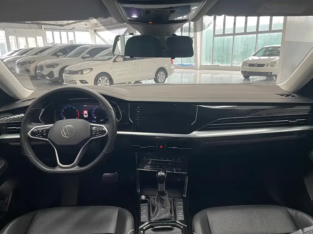 Volkswagen Passat 2022 из CN, фото 3