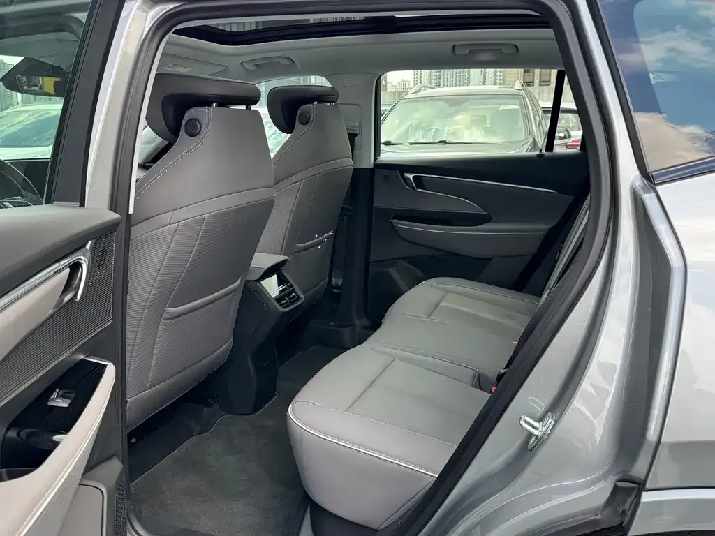 Buick E5 2025 из CN, фото 7