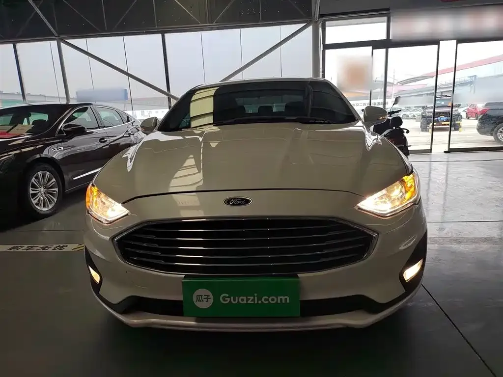 Ford Mondeo 2021 из CN, фото 3