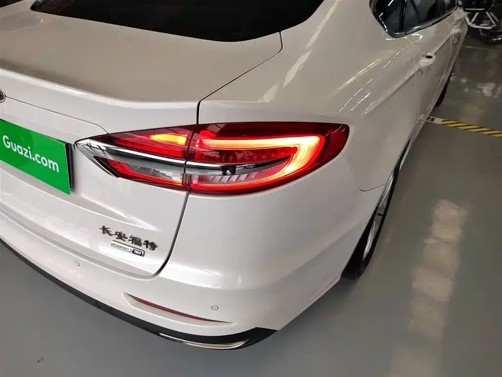 Ford Mondeo 2021 из CN, фото 8