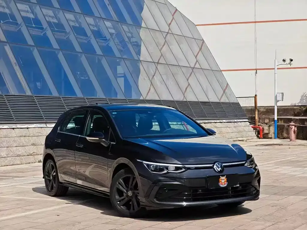 Volkswagen Golf 2022 из CN, фото 3
