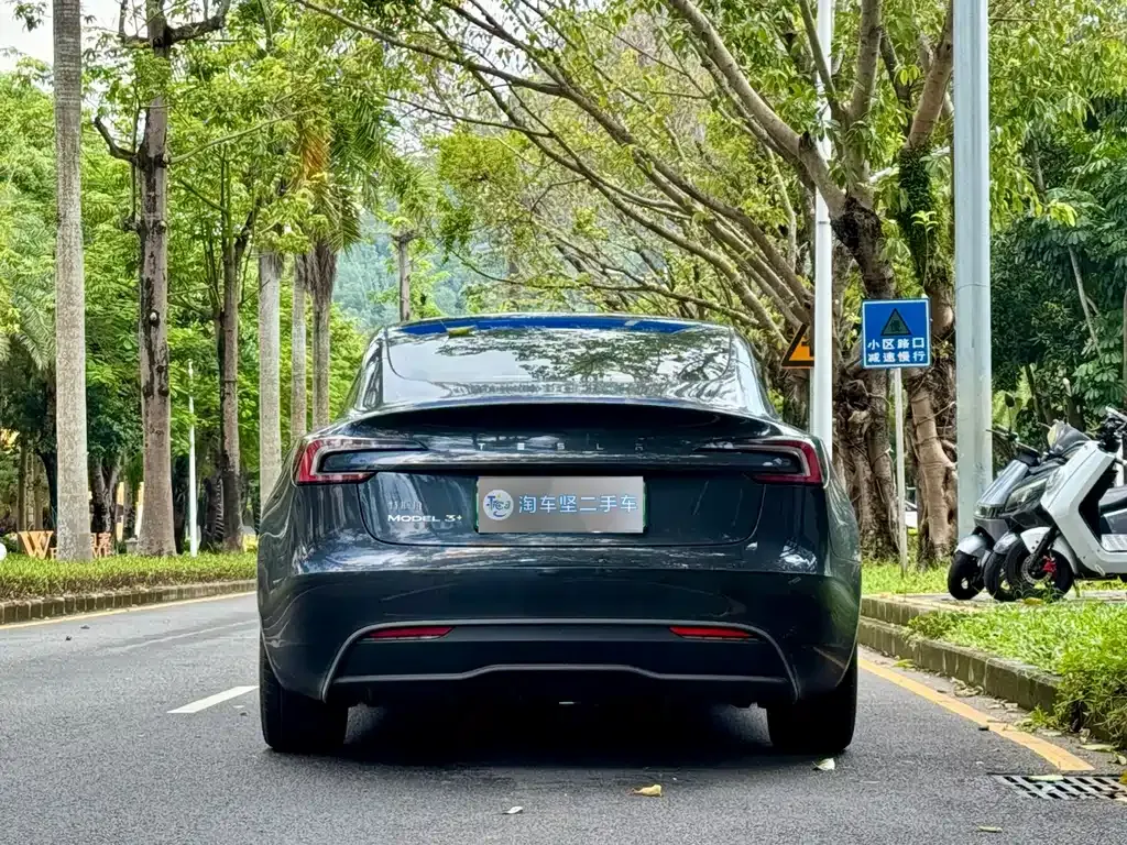 Tesla Model 3 2025 из CN, фото 5