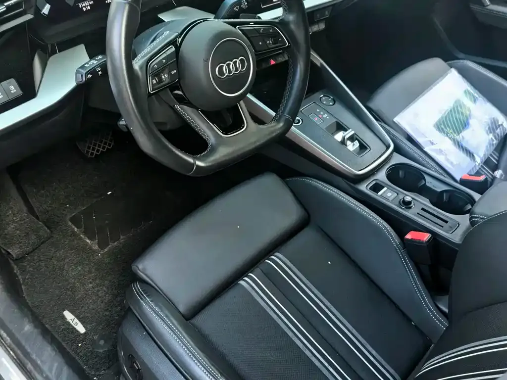 Audi A3 2024 из CN, фото 4