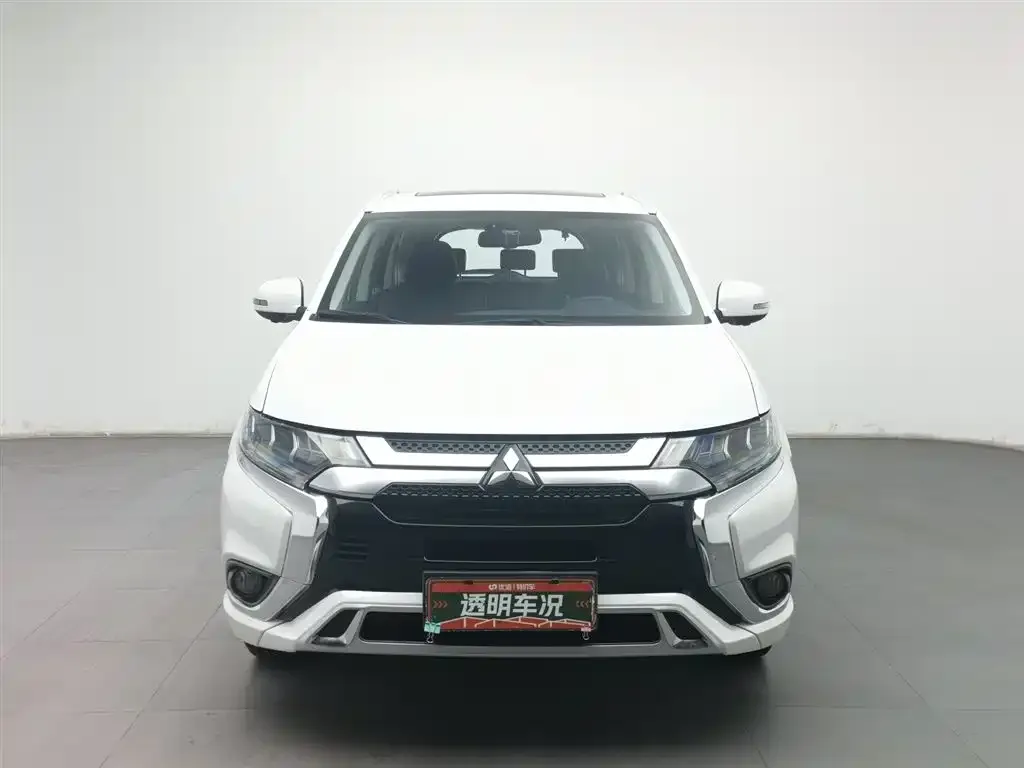 Mitsubishi Outlander 2022 из CN, фото 3