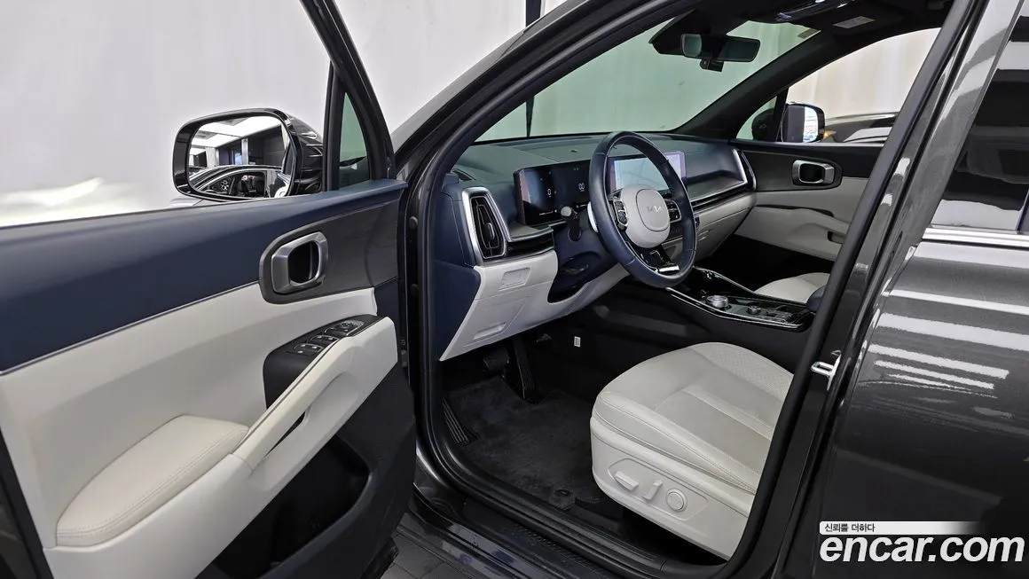 Kia Sorento — фото 10