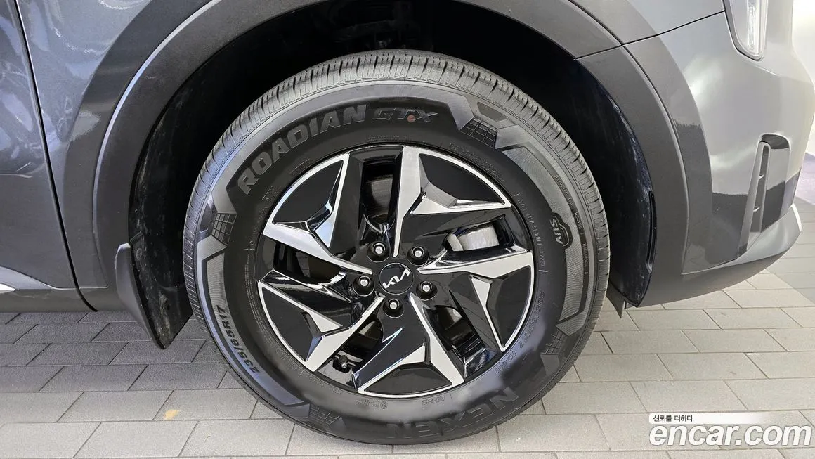 Kia Sorento — фото 5