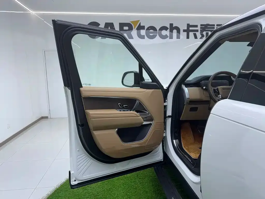 Land Rover Range Rover 2023 из CN, фото 4