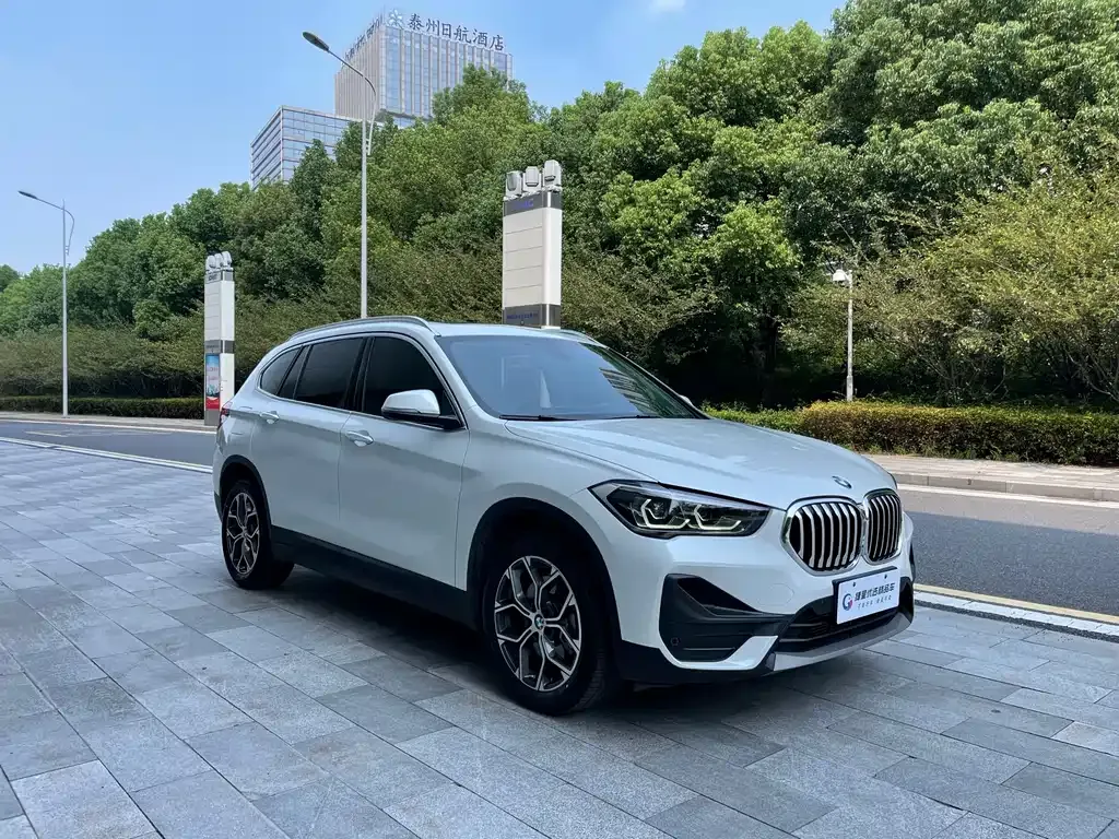 BMW X1 — фото 3