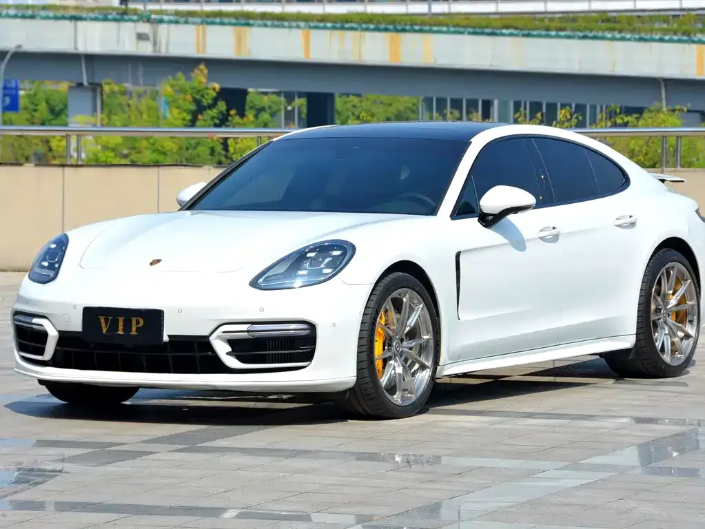 Porsche Panamera 2023 из CN, фото 1