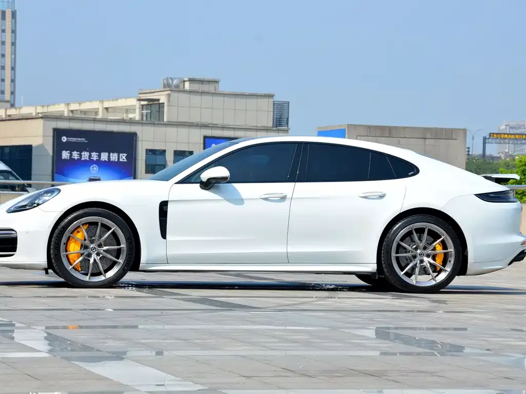 Porsche Panamera 2023 из CN, фото 4