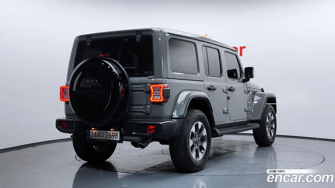 Jeep Wrangler — фото 2