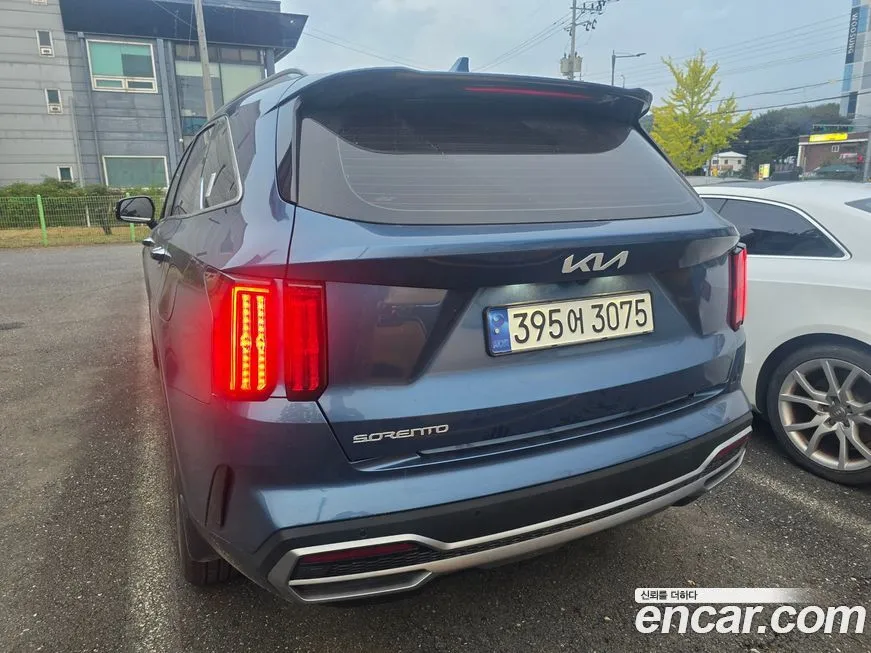 Kia Sorento — фото 4