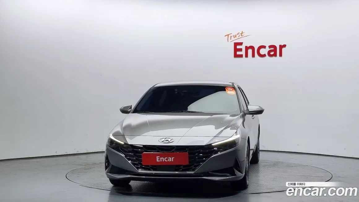 Hyundai AVANTE — фото 3