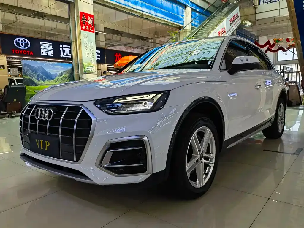 Audi Q5L — фото 2