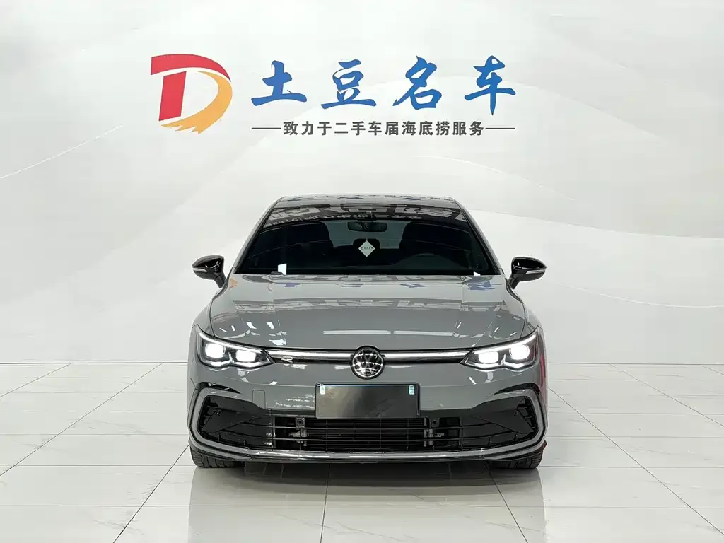 Volkswagen Golf 2022 из CN, фото 2