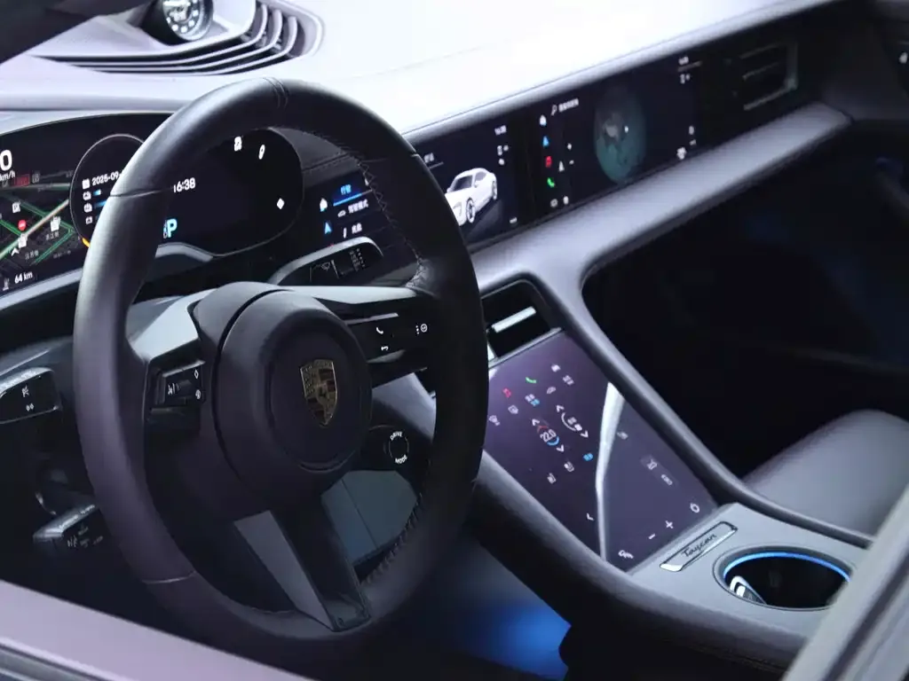 Porsche Taycan 2023 из CN, фото 9