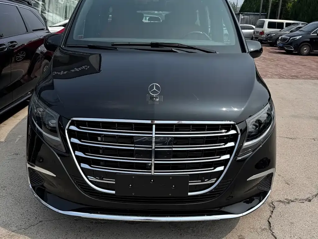 Mercedes-Benz Vito — фото 1