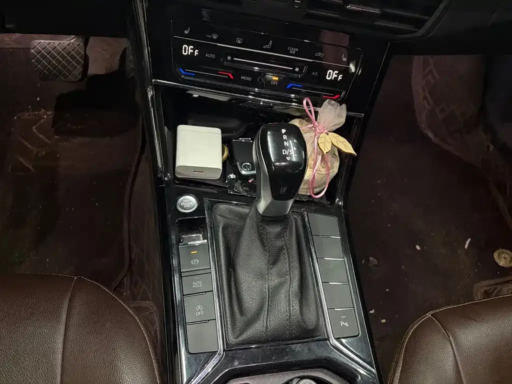 Volkswagen Passat 2022 из CN, фото 8