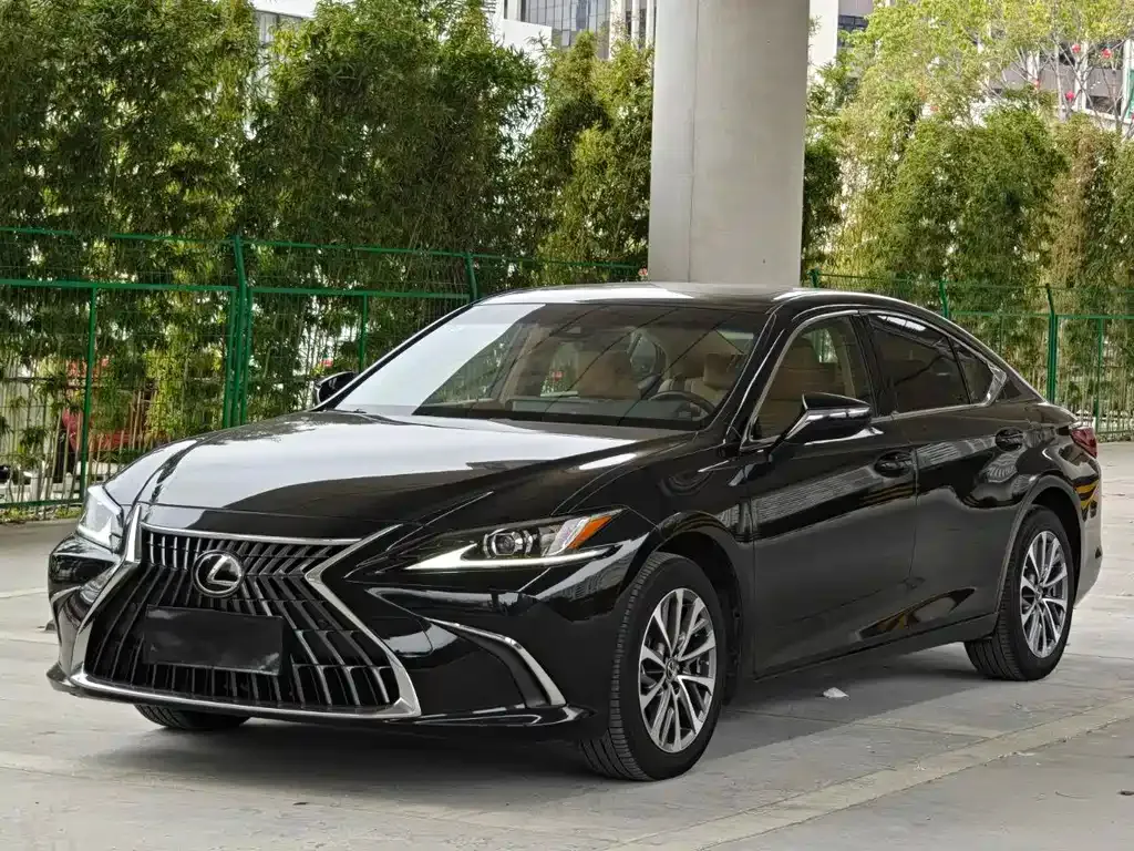 Lexus ES 2024 из CN, фото 1