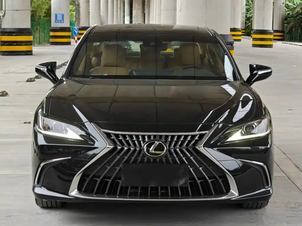 Lexus ES 2024 из CN, фото 2
